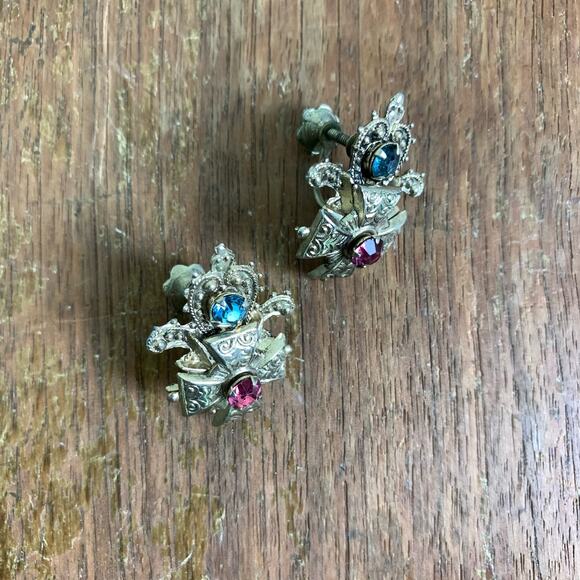 VINTAGE 40s 50s Maltese Cross with Fleur De Lis Silver faceted gemstone earrings - Picture 4 of 6